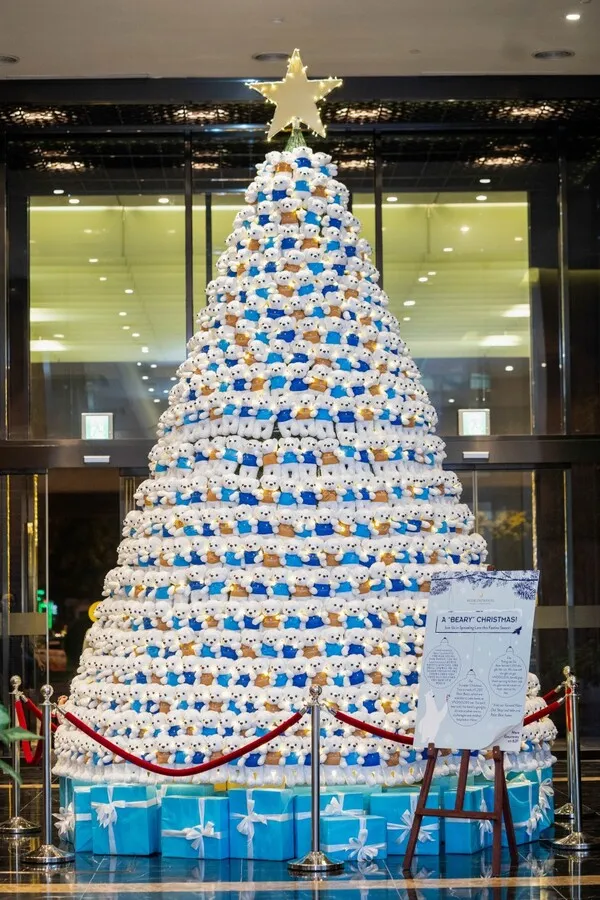 Cây thông noel khách sạn