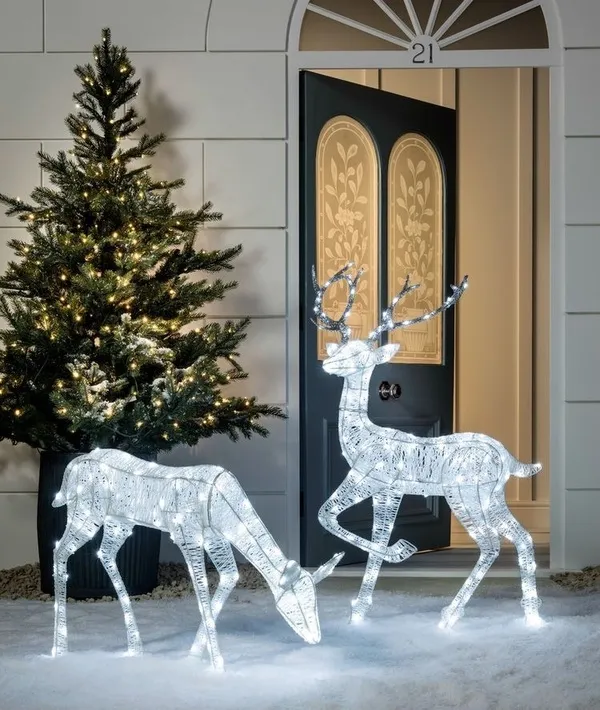 Mô hình tuần lộc noel