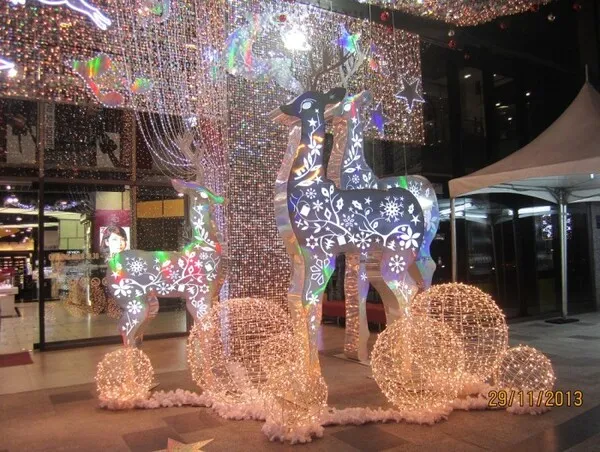 Mô hình tuần lộc noel