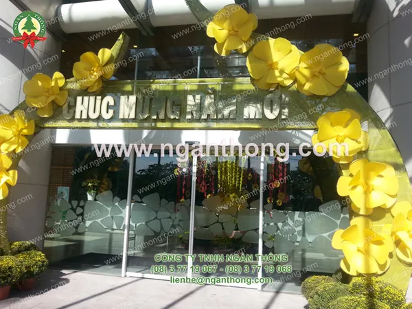 Trang trí cổng chào tết 2026