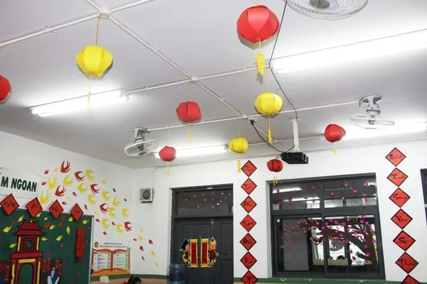 Trang trí lớp học ngày Tết Nguyên đán
