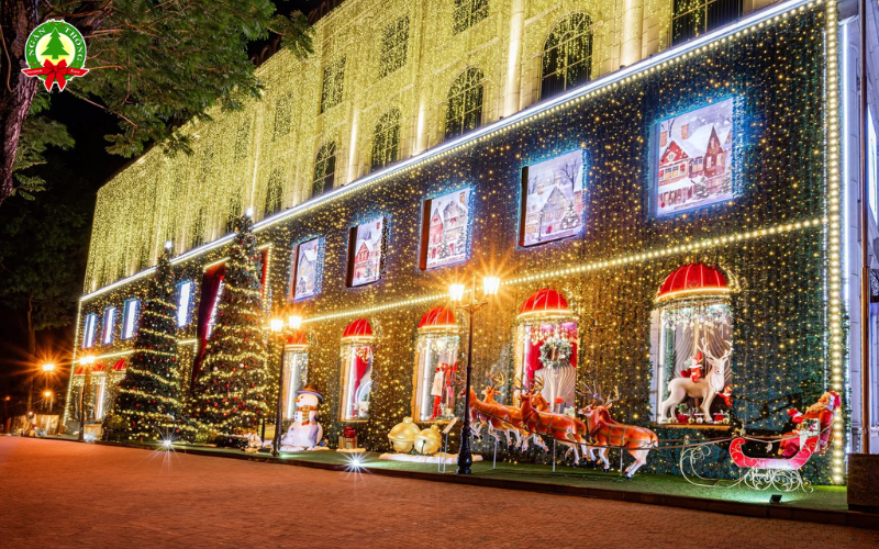 Decor hiện đại trong trang trí noel phố đi bộ 